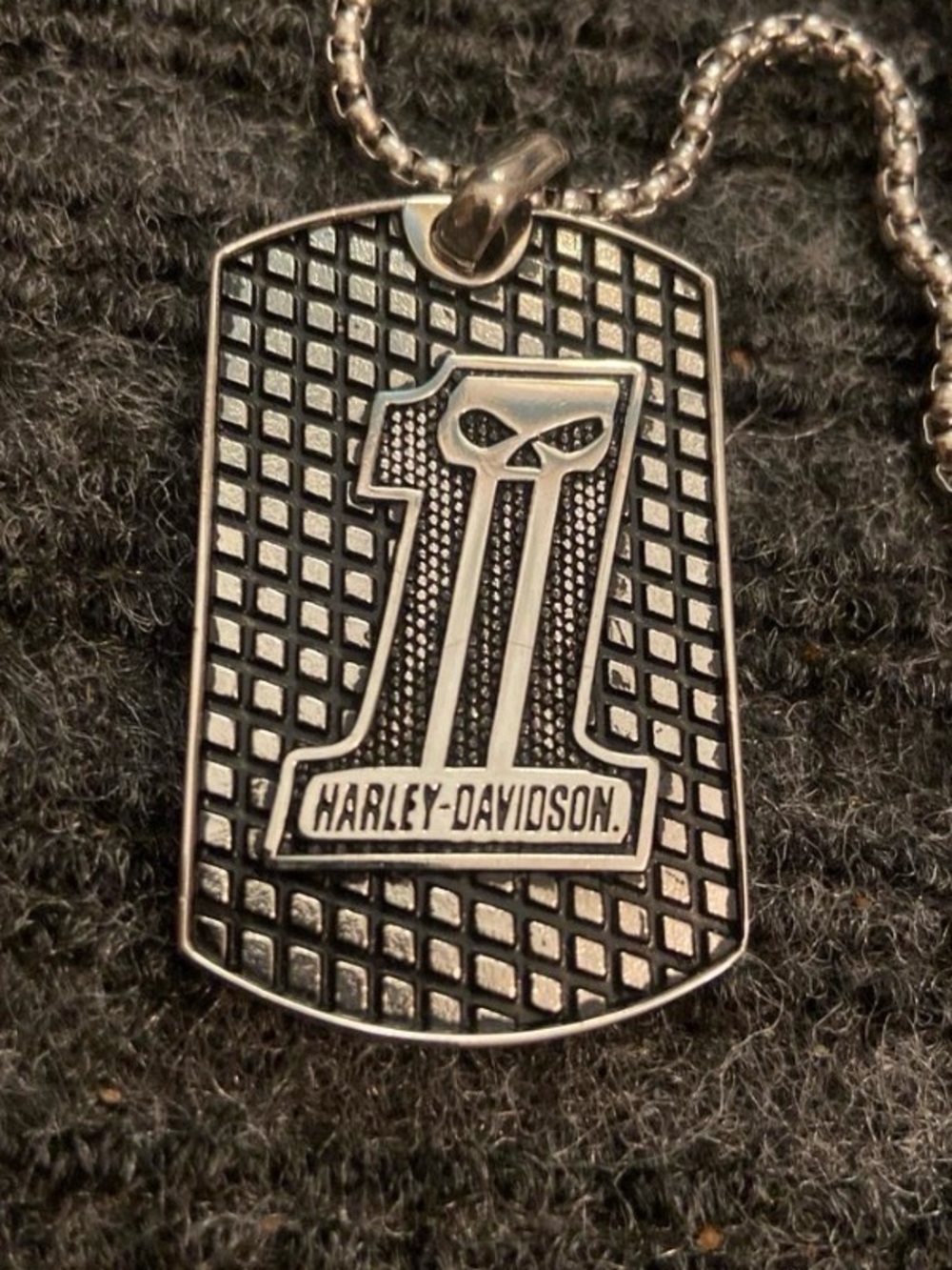 Harley Davidson silver dog tag with skull design